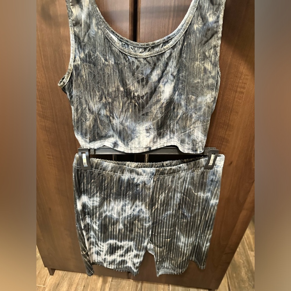 Plus Size Tie Dye Two-Piece Set